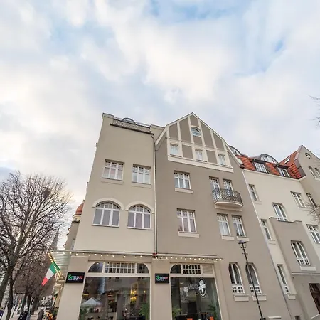 Cassino Victus Close To The By Renters *